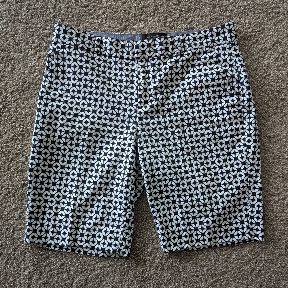 Banana Republic Black and White Geometric Bermudas Sz.4